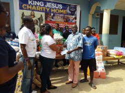 Sinapiaba saving donates to KJCH